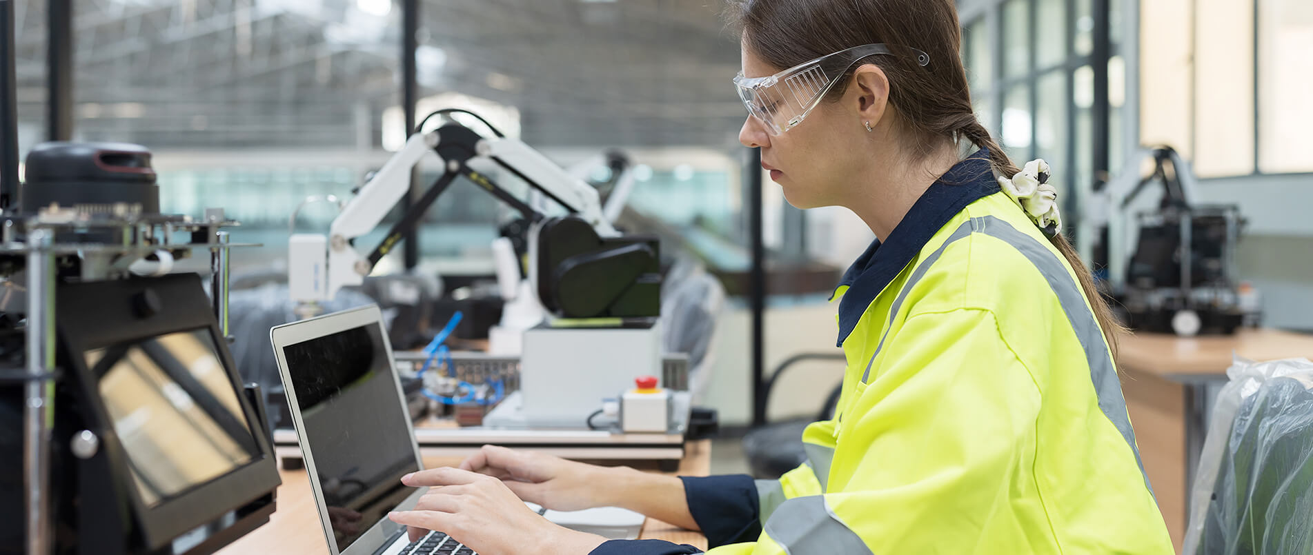 加速量产化节奏！pp电子游戏官方网站5G RedCap模组RG255C-CN顺利通过SRRC认证